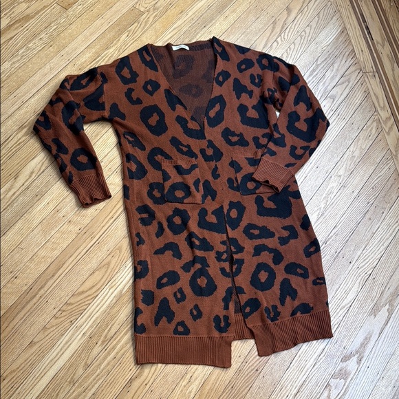 ANGASHION Sweaters - ANGASHION Leopard Print Brown Cardigan Sweater size large